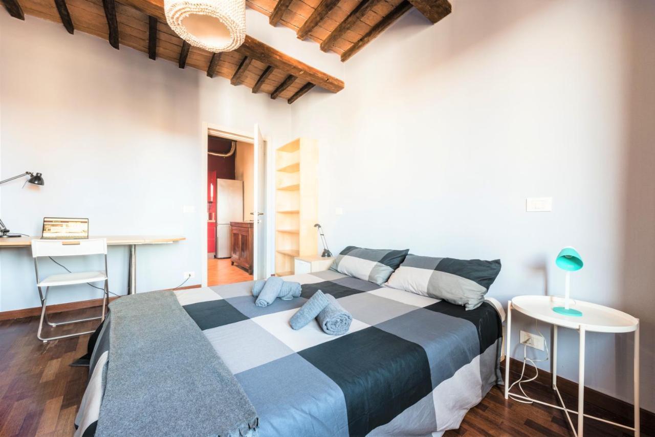 Hostly - La Pera Suite Apartment - 2 Bedrooms, Full Center Pisa Exterior photo
